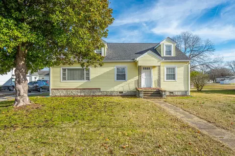1502 Tombras Ave, Chattanooga, TN 37412