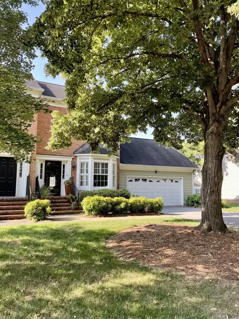 1292 Heritage Landing Dr, Chattanooga, TN 37405