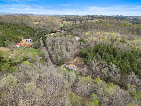228 Co Rd 44, Athens, TN 37303