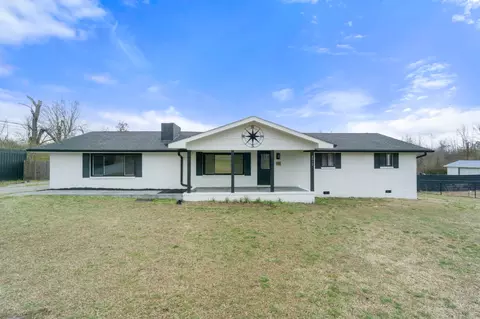 4012 Pattentown Rd, Ooltewah, TN 37363