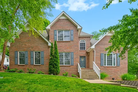 946 Glenraven Dr, Clarksville, TN 37043