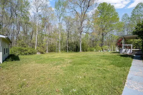 Exterior - 48 Enfield Dr, Beechgrove, TN 37018 photo 4 of 7