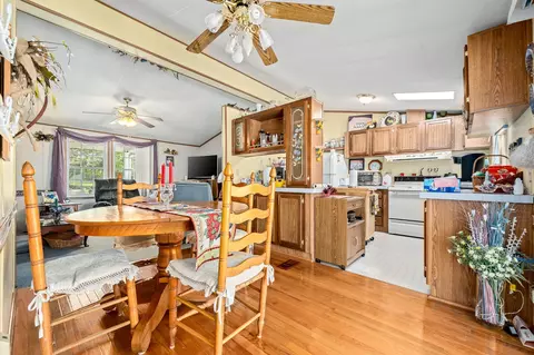 Dining - 48 Enfield Dr, Beechgrove, TN 37018 photo 1 of 1