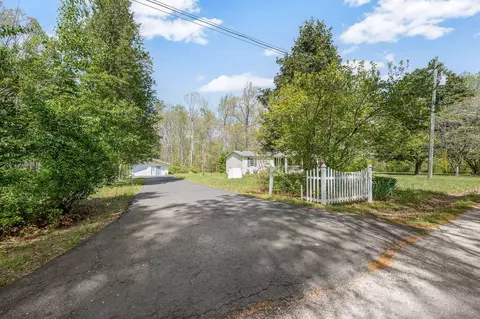 Exterior - 48 Enfield Dr, Beechgrove, TN 37018 photo 3 of 7
