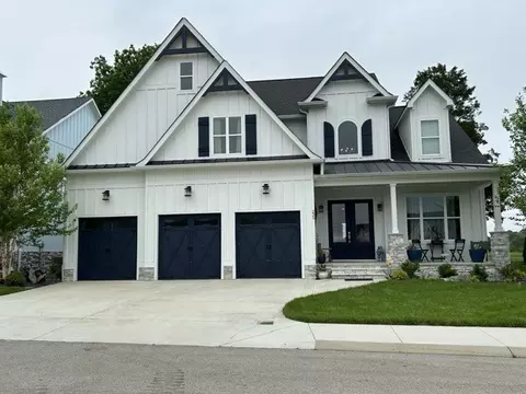 235 Hammock Dr, Winchester, TN 37398