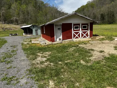 285 Crabtree Creek Rd, Whitleyville, TN 38588