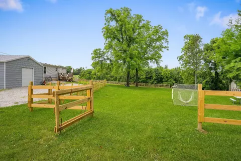 365 Pine Bluff Rd, Rock Island, TN 38581