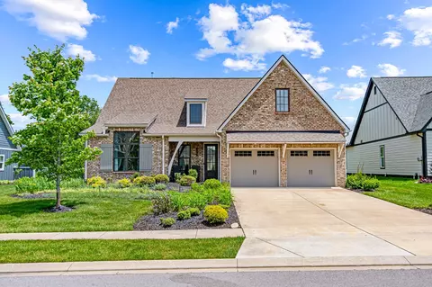 7562 Delancey Dr, College Grove, TN 37046