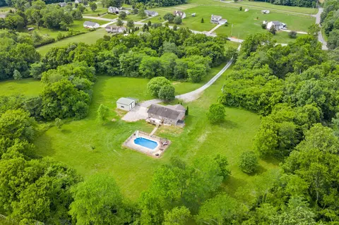 379 Velmas Way, Clarksville, TN 37042