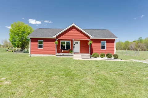 131 Mount Vernon Church Rd, Bethpage, TN 37022
