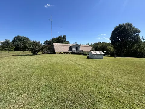 Exterior - 236 Beartown Rd, Loretto, TN 38469 photo 1 of 13