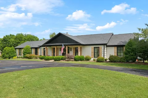 106 Steeplechase Ln, Nashville, TN 37221
