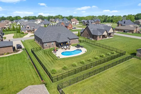 2984 Hartley Dr, Clarksville, TN 37043