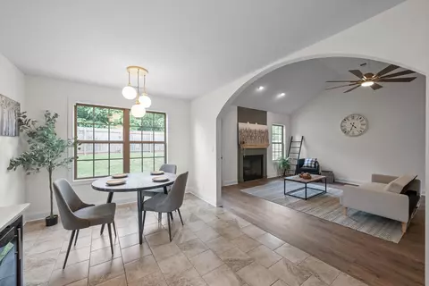 1021 Charles Thomas Dr, Clarksville, TN 37042