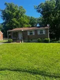 3290 Hinkle Dr, Nashville, TN 37218