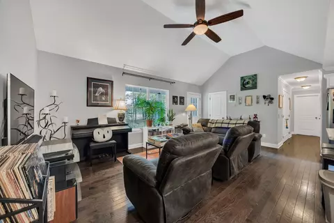 Entry Way - 27 Lightning Bug Ln, Sewanee, TN 37375 photo 1 of 2