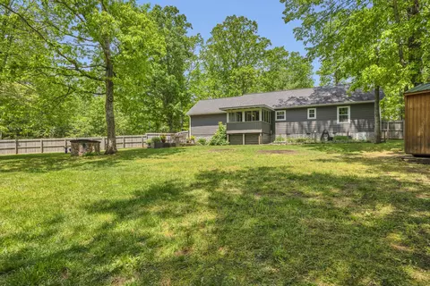 Exterior - 27 Lightning Bug Ln, Sewanee, TN 37375 photo 8 of 10