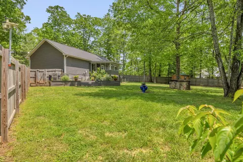 Exterior - 27 Lightning Bug Ln, Sewanee, TN 37375 photo 7 of 10