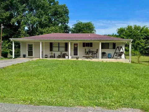 437 Yoakum St, Dayton, TN 37321
