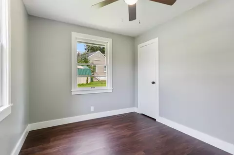 Bedroom - 108 Brook Dr, Dickson, TN 37055 photo 2 of 4