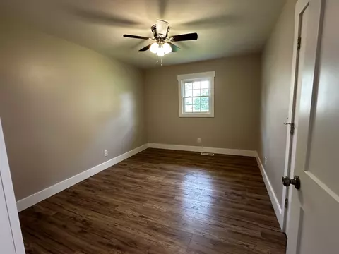 706 Brenda Ave, Loretto, TN 38469 photo 11
