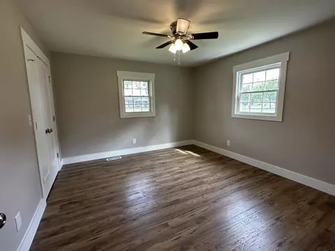 706 Brenda Ave, Loretto, TN 38469 photo 7