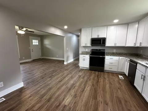 706 Brenda Ave, Loretto, TN 38469 photo 6