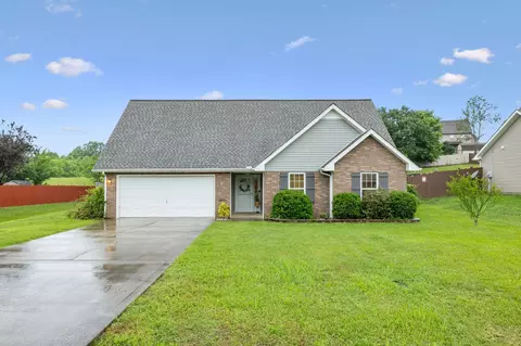 2236 Kim Dr, Clarksville, TN 37043