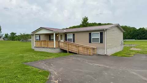 5166 New Harmony Rd, Hartsville, TN 37074