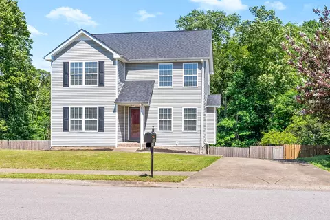 2829 Sharpie Dr, Clarksville, TN 37040