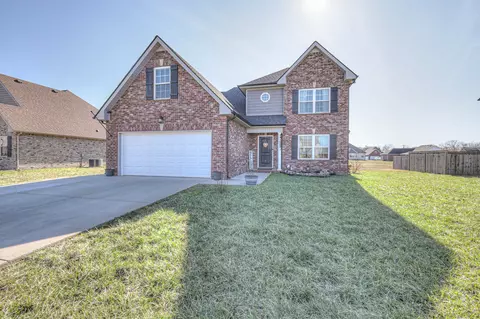 2910 Dusenburg Dr, Christiana, TN 37037
