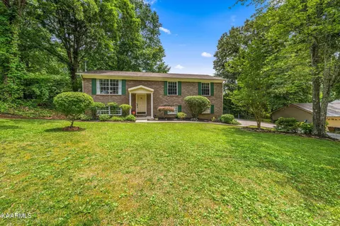 5928 Cardan Dr, Knoxville, TN 37909