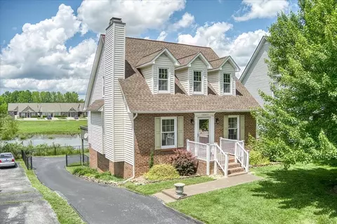 1461 Oxford Pl, Cookeville, TN 38506