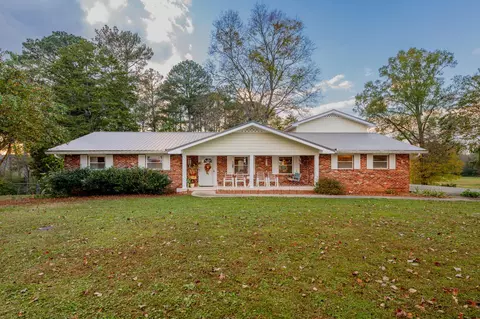 72 Crest Dr, Rock Spring, GA 30739