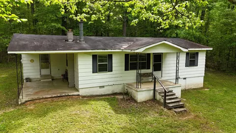 17595 Hwy 438 Little Spring Creek Rd, Linden, TN 37096