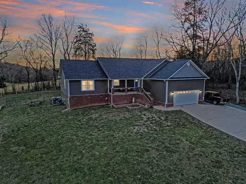460 Earl Broady Rd, Evensville, TN 37332