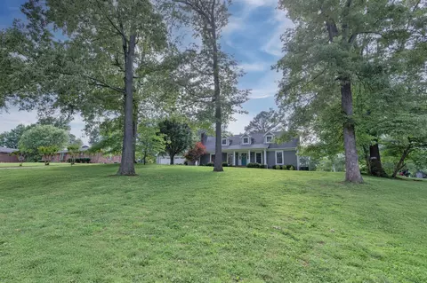 301 Mosley Dr, Springfield, TN 37172