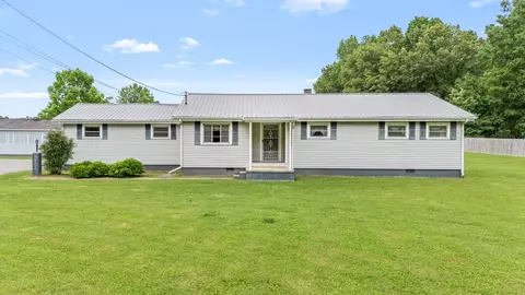 715 Marbury Rd, Tullahoma, TN 37388