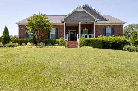 Exterior - 3715 Petty Ln, Columbia, TN 38401 photo 1 of 16