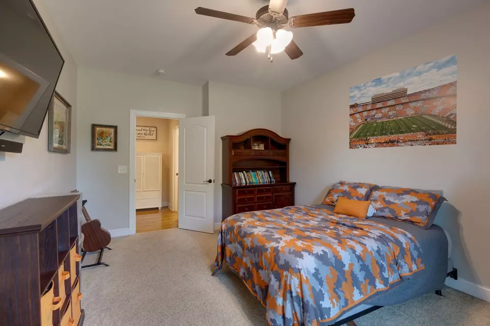 Bedroom - 3715 Petty Ln, Columbia, TN 38401 photo 3 of 6