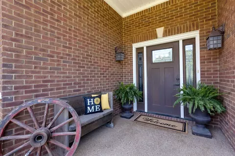 Entry Way - 3715 Petty Ln, Columbia, TN 38401 photo 1 of 8