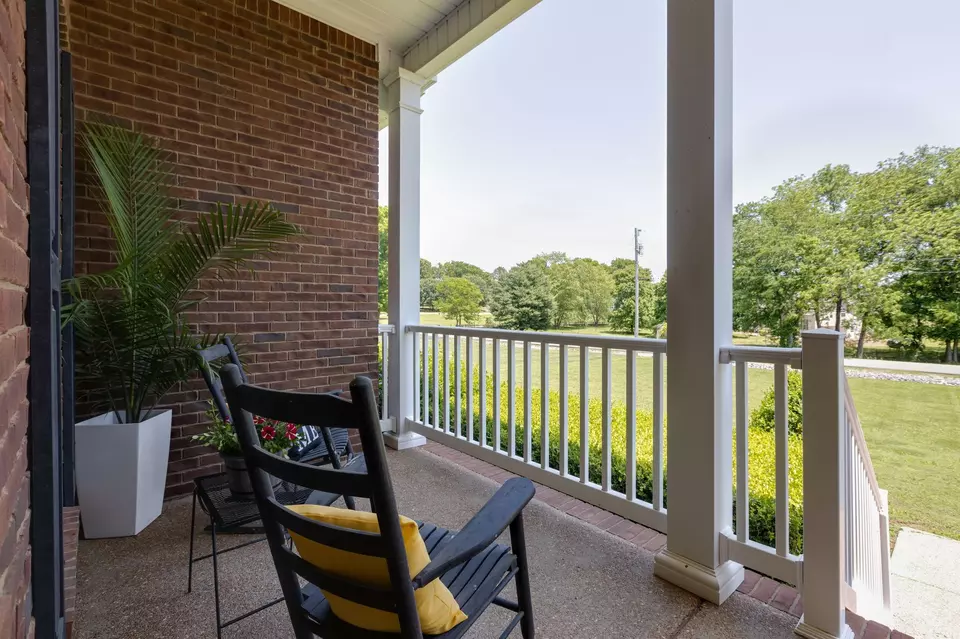 Exterior - 3715 Petty Ln, Columbia, TN 38401 photo 7 of 16