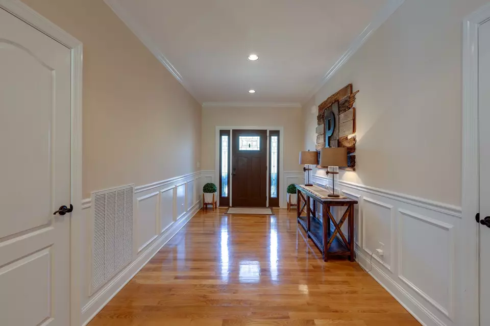 Entry Way - 3715 Petty Ln, Columbia, TN 38401 photo 5 of 8