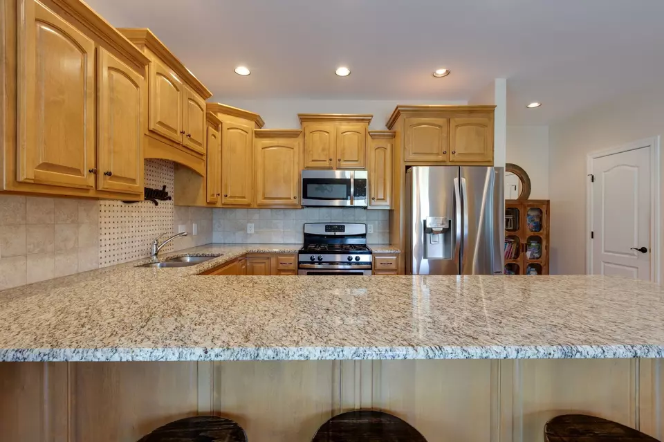 Kitchen - 3715 Petty Ln, Columbia, TN 38401 photo 3 of 3