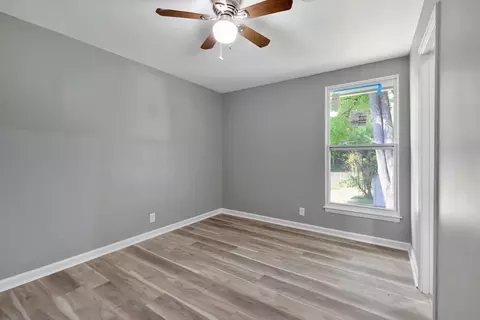 Bedroom - 4904 Algonquin Trl, Antioch, TN 37013 photo 3 of 7