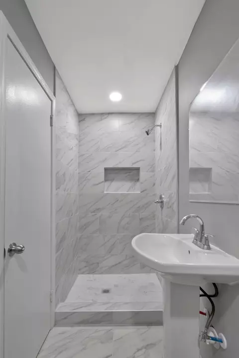 Bath - 4904 Algonquin Trl, Antioch, TN 37013 photo 1 of 2