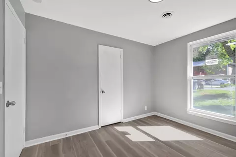 Bedroom - 4904 Algonquin Trl, Antioch, TN 37013 photo 6 of 7