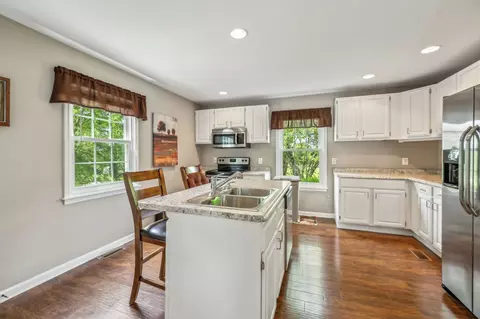 838 Hillside Dr, Springfield, TN 37172 photo 12