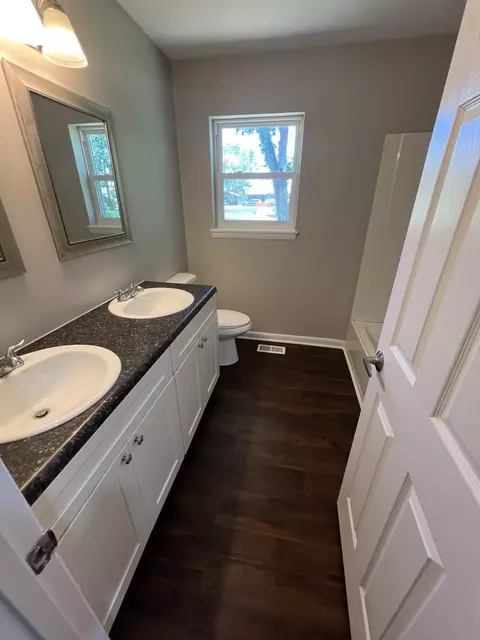 Bath - 1846 Patrick Rd, Pulaski, TN 38478 photo 1 of 2