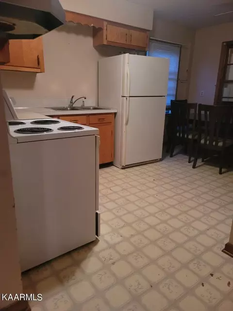 2888 Nashville Hwy, Lancing, TN 37770